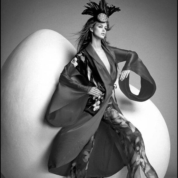FT Egg. Mekanie.BW.Arrowsmith.©.1AA tif_good